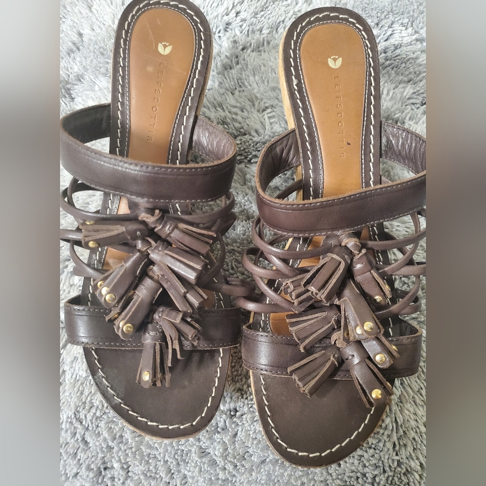 leifsdottir Brown Leather Tassel Wedge Sandals - Picture 6 of 8